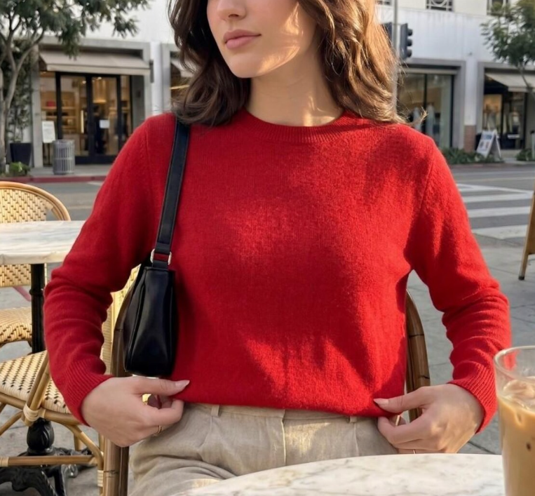 Soft Knit Merino Wool Pullover Sweater Cozy Fitted Round Neck Jumper
